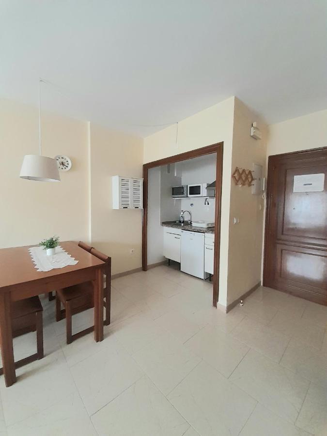 Nice Apartment In Hotel Ronda 4 First Beach Line フエンヒロラ エクステリア 写真