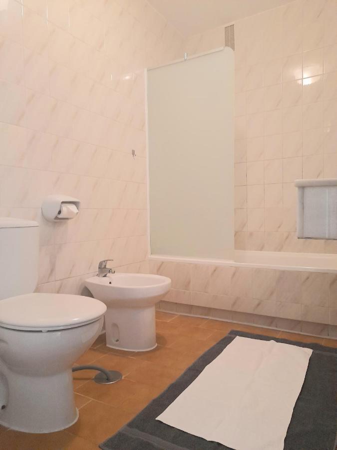 Nice Apartment In Hotel Ronda 4 First Beach Line フエンヒロラ エクステリア 写真