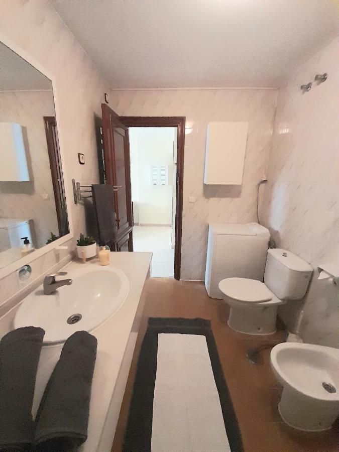 Nice Apartment In Hotel Ronda 4 First Beach Line フエンヒロラ エクステリア 写真