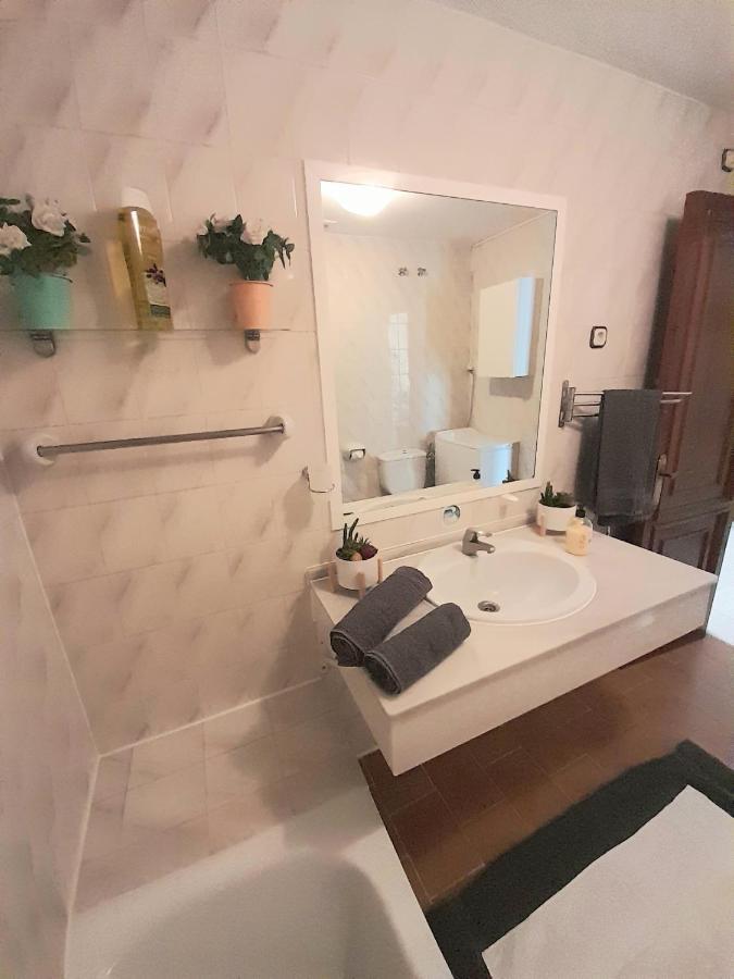 Nice Apartment In Hotel Ronda 4 First Beach Line フエンヒロラ エクステリア 写真