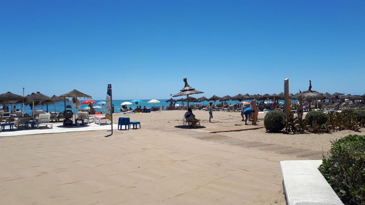 Nice Apartment In Hotel Ronda 4 First Beach Line フエンヒロラ エクステリア 写真