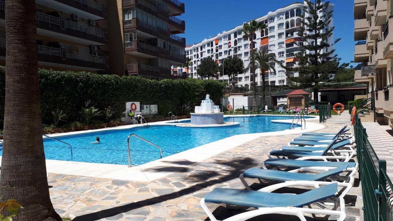 Nice Apartment In Hotel Ronda 4 First Beach Line フエンヒロラ エクステリア 写真