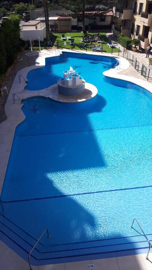 Nice Apartment In Hotel Ronda 4 First Beach Line フエンヒロラ エクステリア 写真