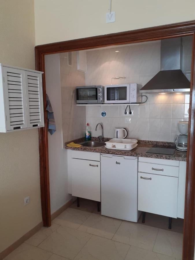 Nice Apartment In Hotel Ronda 4 First Beach Line フエンヒロラ エクステリア 写真